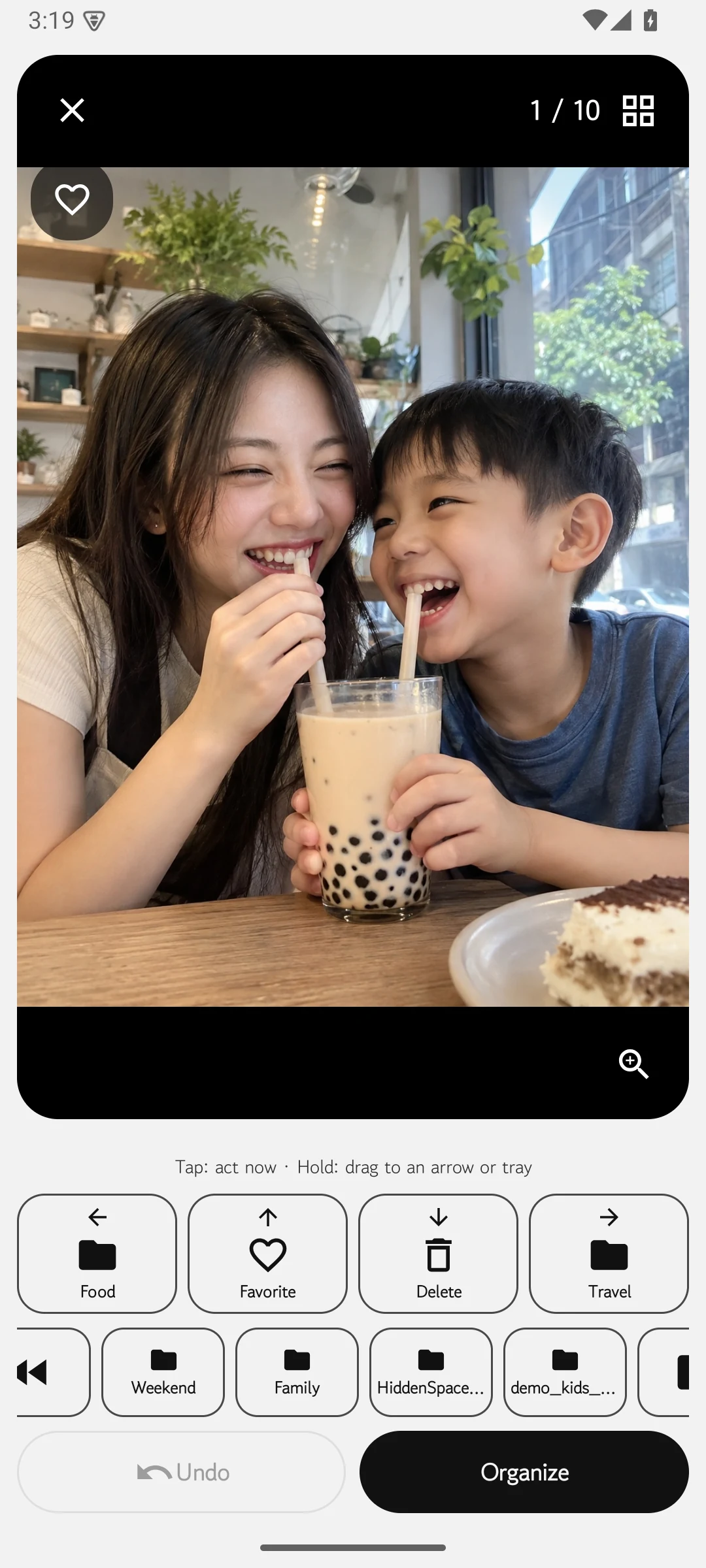 사진을 넘기며 남길지 정하는 SwiPik 실제 화면